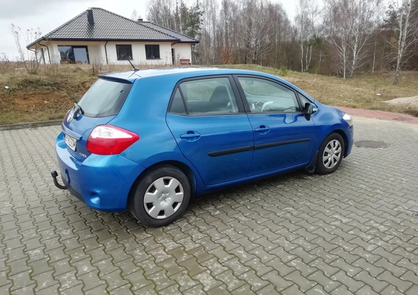 Toyota Auris cena 16667 przebieg: 225000, rok produkcji 2010 z Miastko małe 529